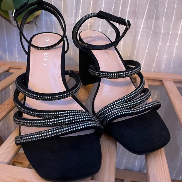 Kelly & Katie Cadene Sandal Size 9 - Picture 2 of 5
